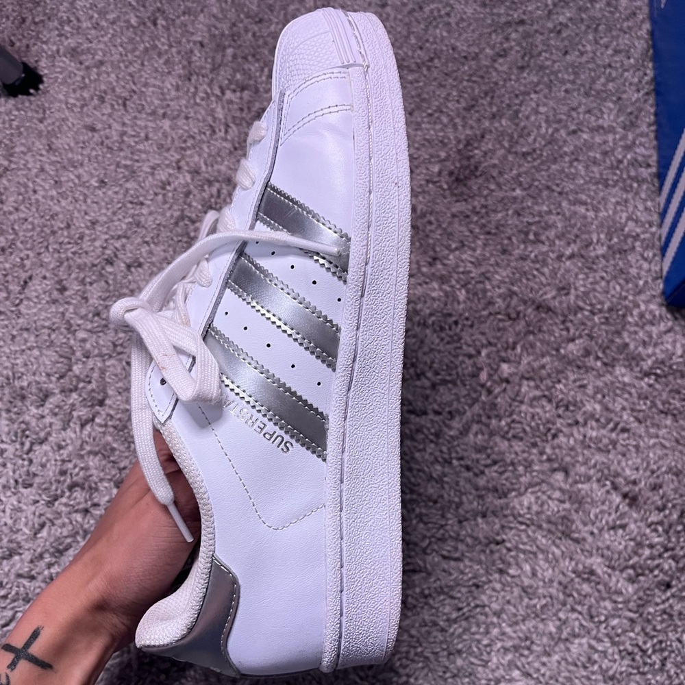 Adidas superstar